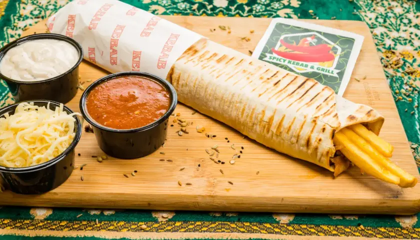 Ile kalorii ma kebab na talerzu? Zaskakujące różnice w kaloryczności