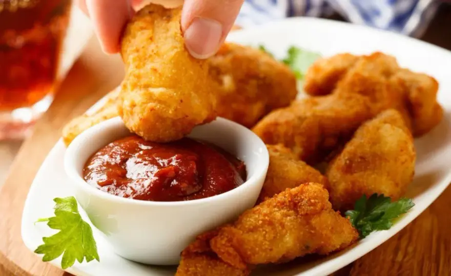 Nuggetsy jak z McDonalda - przepis na idealne, chrupiące!