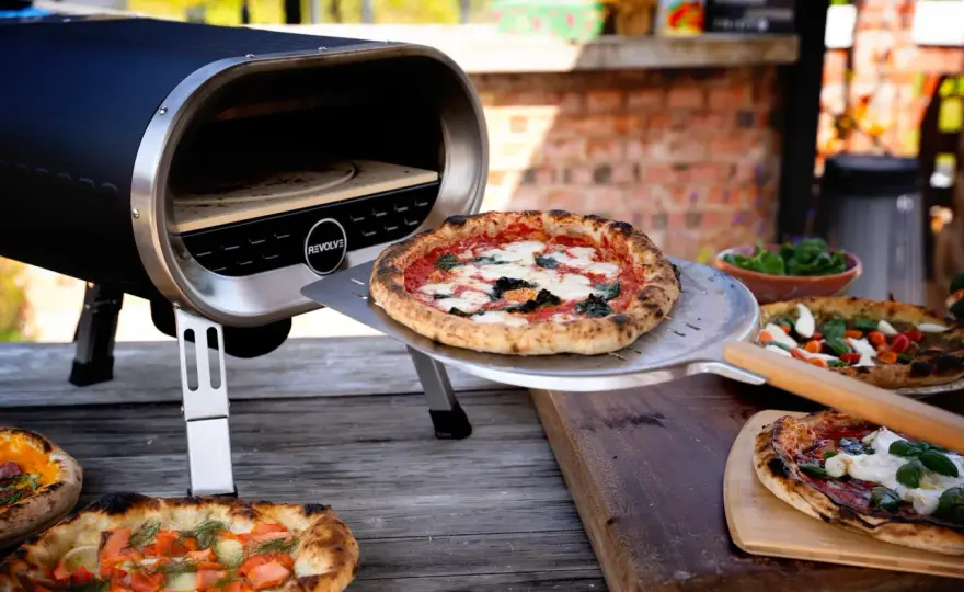 Pizza w piekarniku - Na którym poziomie blachy piec dla chrupkości?