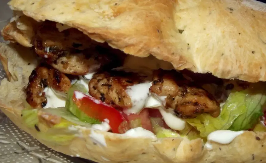 Jak zrobić pite na kebab - prosta receptura na idealne chlebki