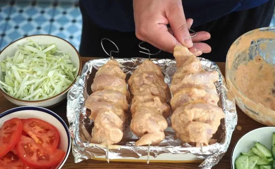 Jak przygotować idealne mięso na kebab - sprawdzone przepisy krok po kroku