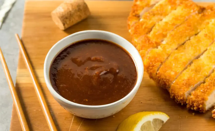 Sos tonkatsu - domowy, gotowy? Wybierz najlepszy!