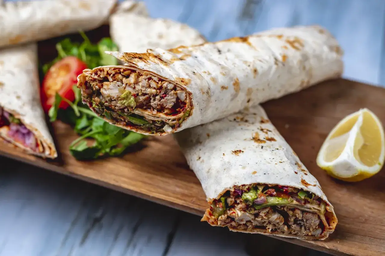 Zdjęcie Kula mocy kebab – co to jest i dlaczego warto znać jej skład?