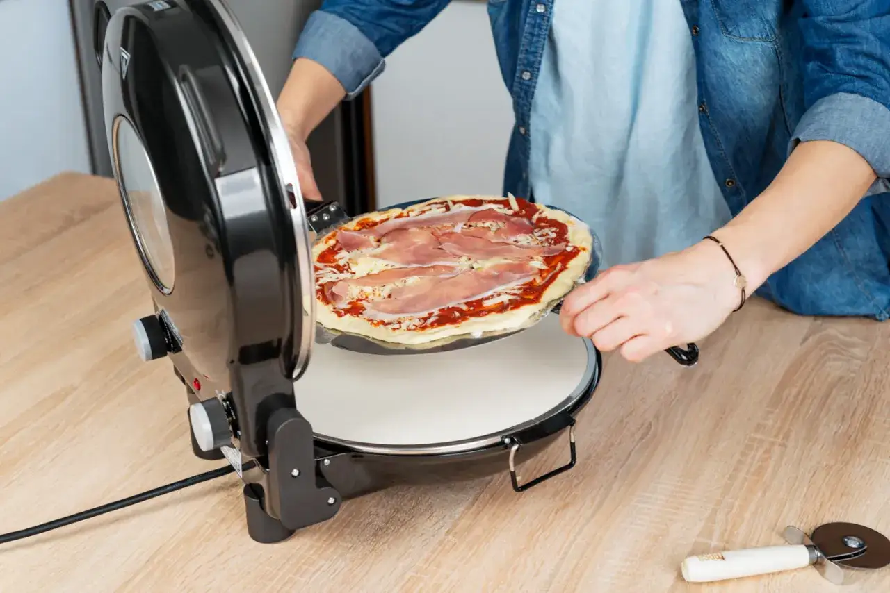Zdjęcie Ile gram ciasta na pizzę 30 cm? Odpowiednia waga dla idealnej pizzy