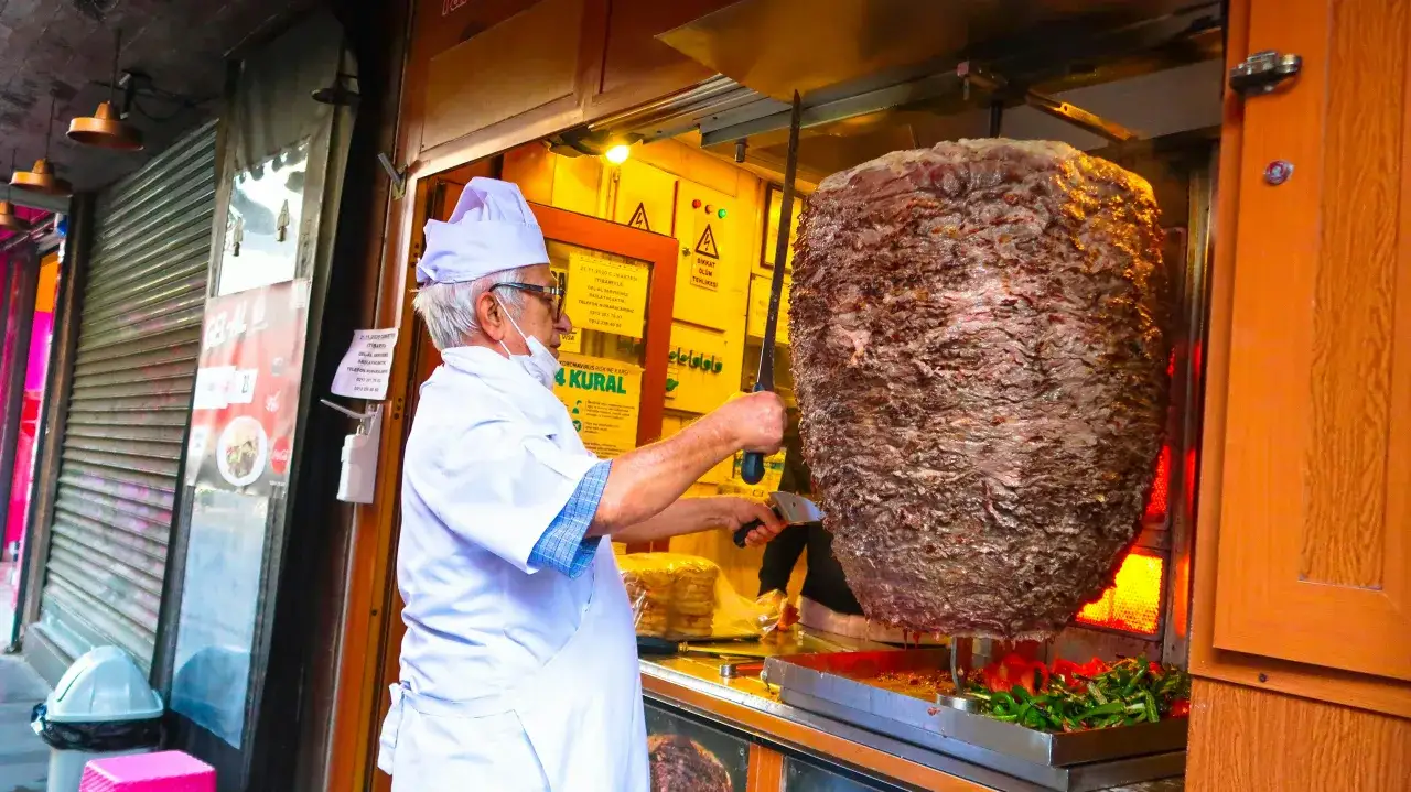 Zdjęcie Ile jest kebabów w Polsce? Zaskakująca liczba miejsc z kebabami